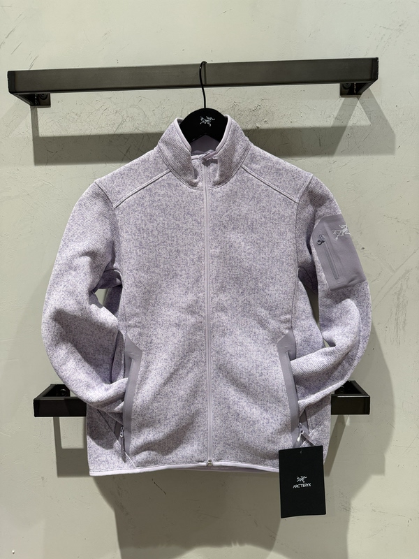 Canadian Direct Mail Arcteryx Covert Women's Fleece Warm Zip-Up Sweatshirt Canadian Direct Mail Arcteryx Covert Women's Fleece Warm Zip-Up Sweatshirt