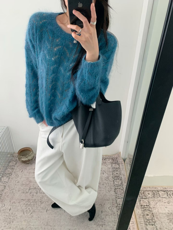 Atmospheric Hollow-Out Wool Knit Top for Women, Round Neck, Cable Knit, Slightly Sheer, Shimmering, Slimming, Lazy Style, Long-Sleeve Pullover Atmospheric Hollow-Out Wool Knit Top for Women, Round Neck, Cable Knit, Slightly Sheer, Shimmering, Slimming, Lazy Style, Long-Sleeve Pullover