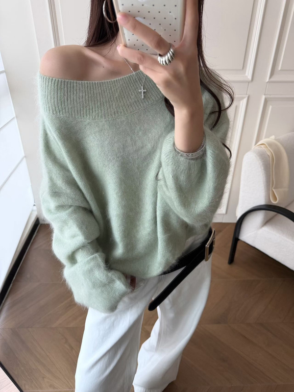 Soft Wool Brushed One-Shoulder Knit Top for Women, 2026 Autumn and Winter New Style, Loose Design, Off-Shoulder Sweater