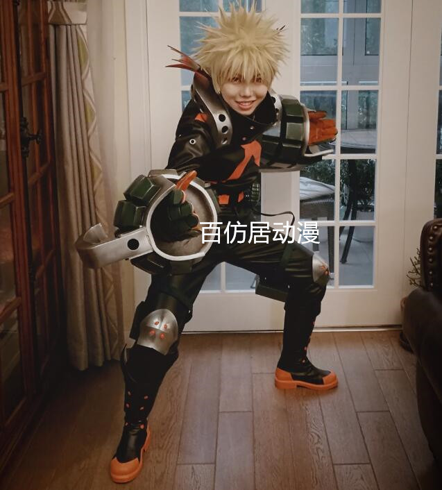 (Bai Bianju animation)Little hero burst Hao Sheng own cos suit combat suit leather winter cosplay clothing