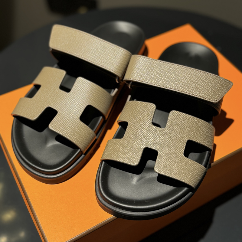 2026 Summer New Style Elephant Gray One-Strap Slippers for Women and Couples, Men's Thick-Soled Casual Sports Sandals 2026 Summer New Style Elephant Gray One-Strap Slippers for Women and Couples, Men's Thick-Soled Casual Sports Sandals