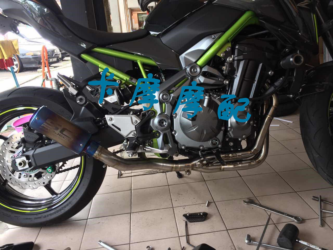 Locomotive sports car modified new Z900 full front and rear SC carbon fiber without distortion installation of straight row fried street exhaust pipe