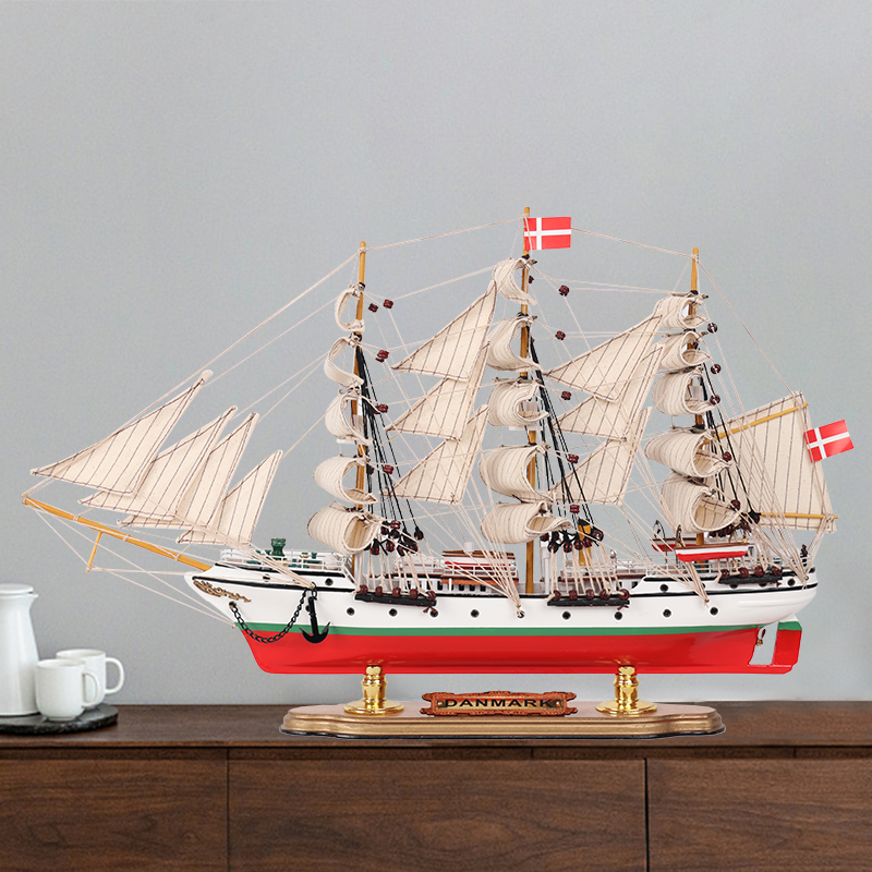 New Danish solid wooden indoor sailing model for creative home decoration craftsmanship gift decoration office decoration