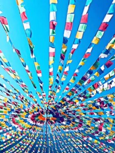 Tibetan-Style Qilongda Guanyin Manjushri Tara Padmasambhava Five-Colored Prayer Flags Silk Cloth 30-Sided Dragon Flag