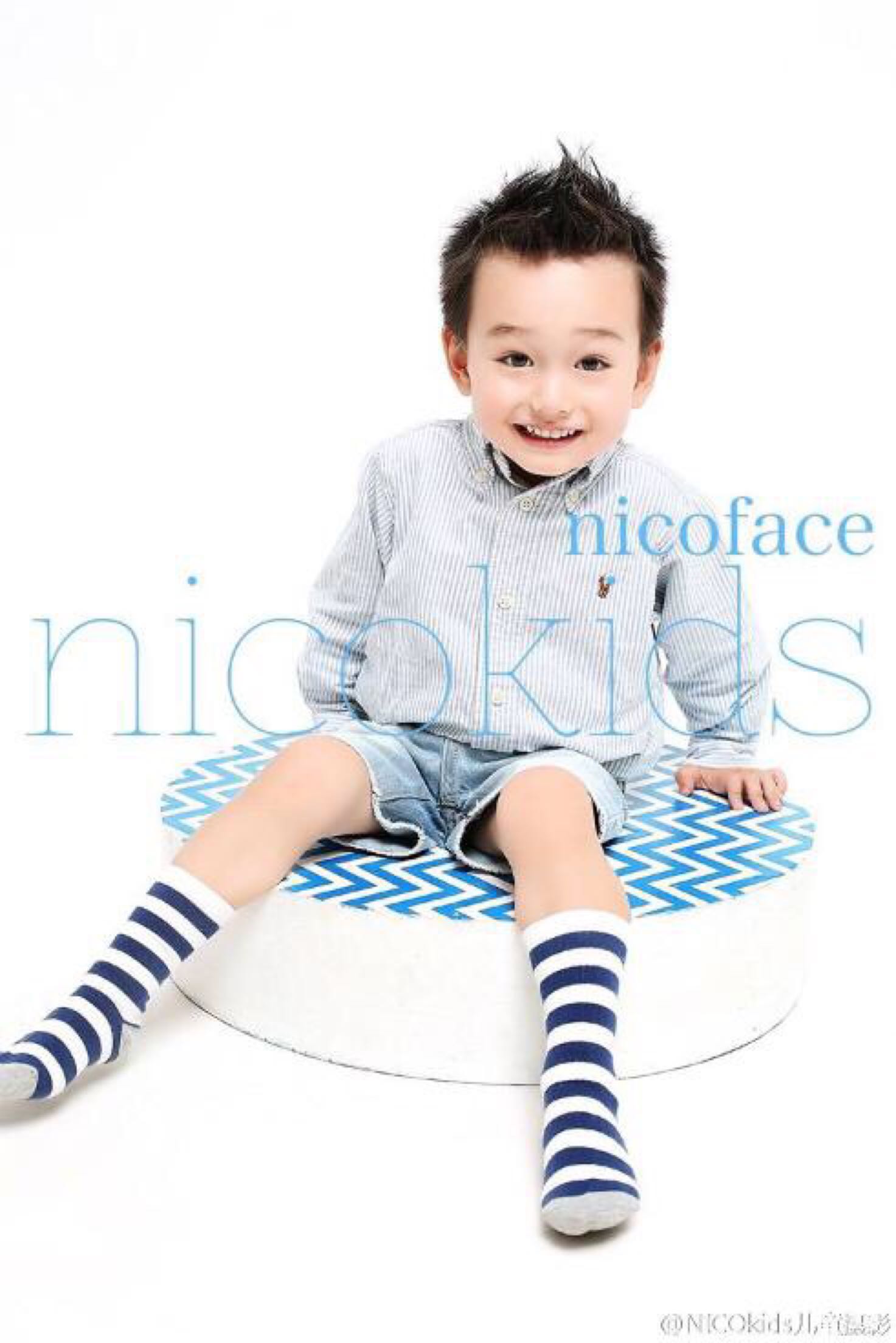 New Children Photography Props Shooting Table Props Round Table Wooden Props Photo Gallery Theme Props Cube Wooden Mound