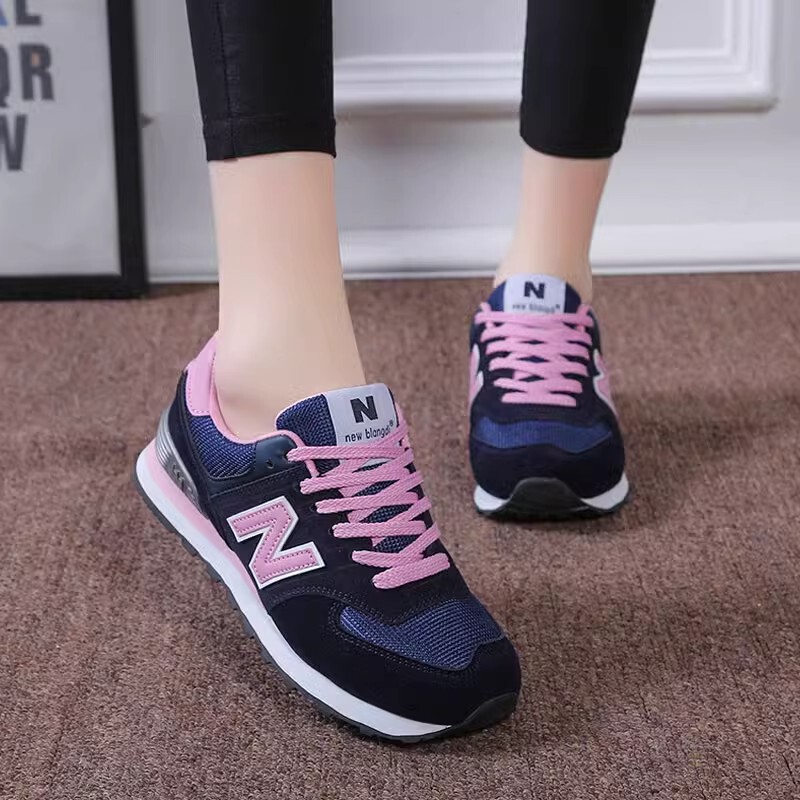 Authentic Middle-Aged and Elderly Women's Shoes, Non-Slip Soft-Soled Mother's Shoes, 2026 Spring and Autumn Running Shoes, Women's Authentic Casual Sports Shoes Authentic Middle-Aged and Elderly Women's Shoes, Non-Slip Soft-Soled Mother's Shoes, 2026 Spring and Autumn Running Shoes, Women's Authentic Casual Sports Shoes