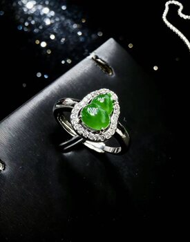 Natural grade a jade gourd ring