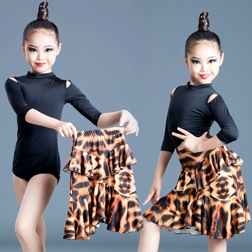 Профессиональный латиновый танцевальный спектакль соревнований по уходу за девчонками полагает, что детская одежда для детей и девочек тренировочная танцевальная юбка Новый набор