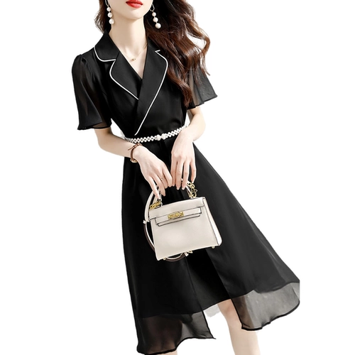 Брендовый костюм, платье, яркий броский стиль