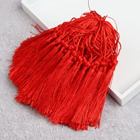 30 обычных красных деликатных ушей