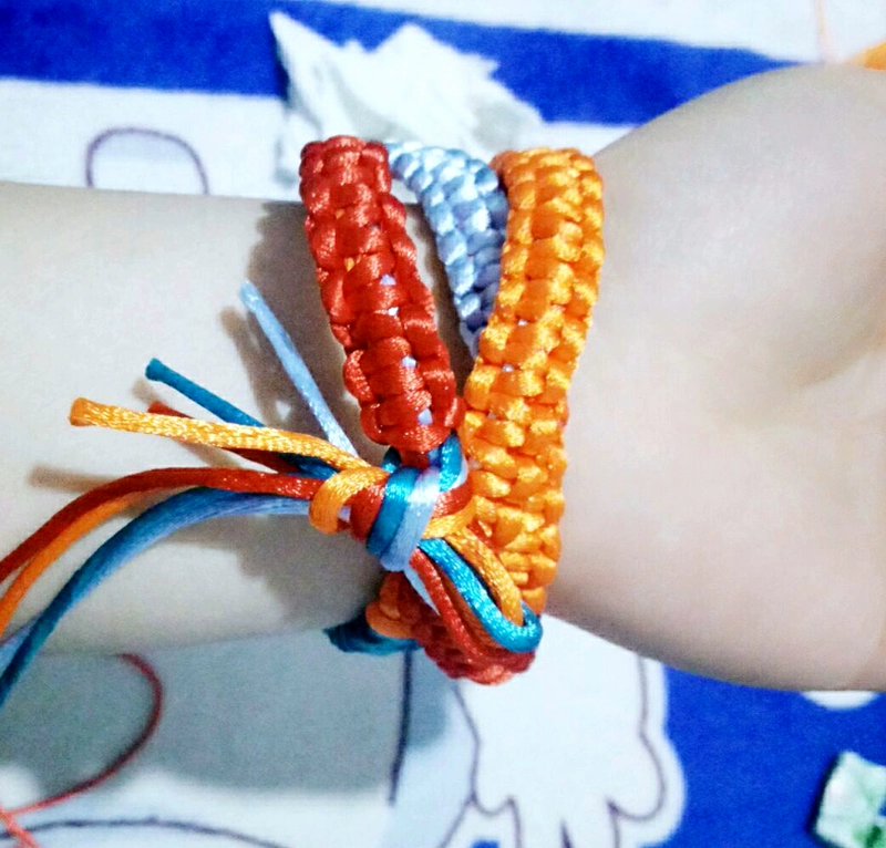 Dây đan Trung Quốc thứ 5 thứ 6 7 dòng ngọc bích dây đỏ vòng tay bện dây thừng tự làm tốt bện tóc vòng chân - Vòng chân lắc chân vàng