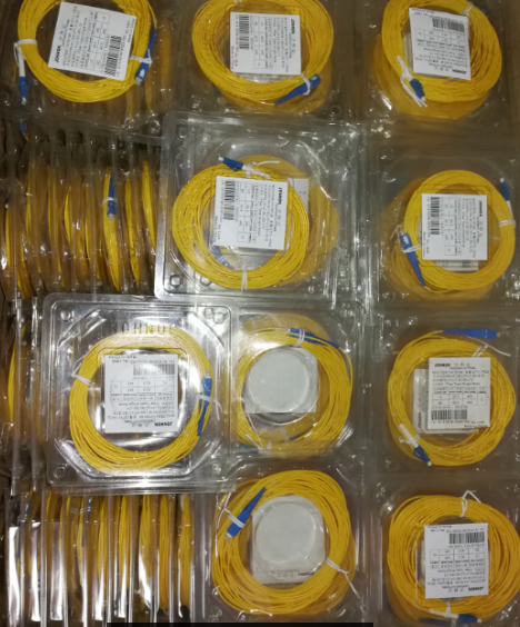 The original aircraft photoelectric 10 m LC - SC 15 m LC - SC jumper 10 m square tail fiber