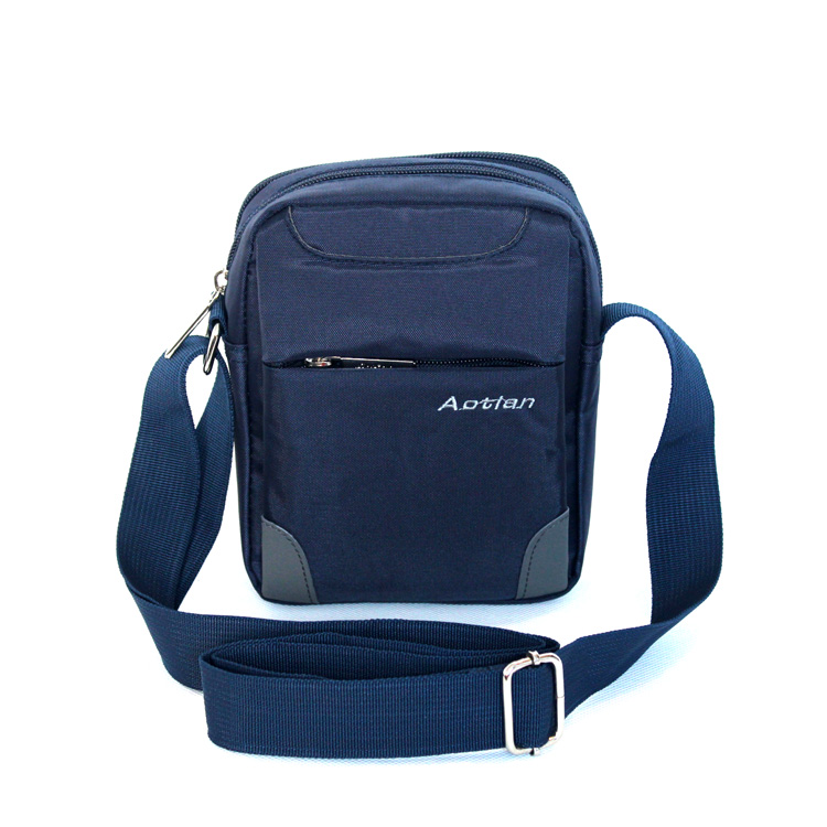 2018 người đàn ông mới của túi nhỏ vai ba lô chéo không thấm nước Oxford canvas giải trí du lịch túi xách