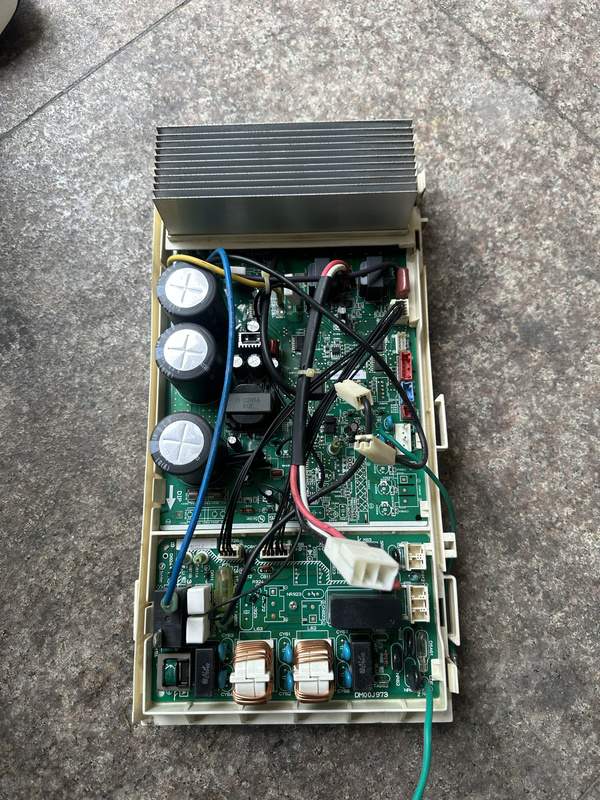 Mitsubishi Air Conditioner Computer Motherboard Dm00Y526 Dm00J973 Original Disassembled and Tested Control Board