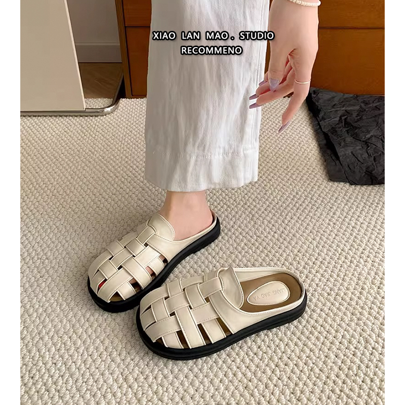 White Retro Woven Thick-Soled Closed-Toe Slippers for Women, Breathable for Summer, New 2026 Non-Slip Roman Sandals