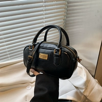 Черная подвеска