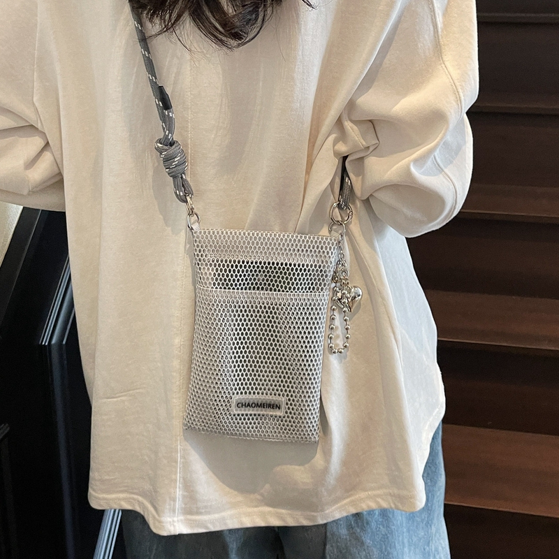 Mesh Hollow Small Bag for Women 2026 New Casual Versatile Mini Crossbody Bag Spring and Summer Walking Sports Phone Bag