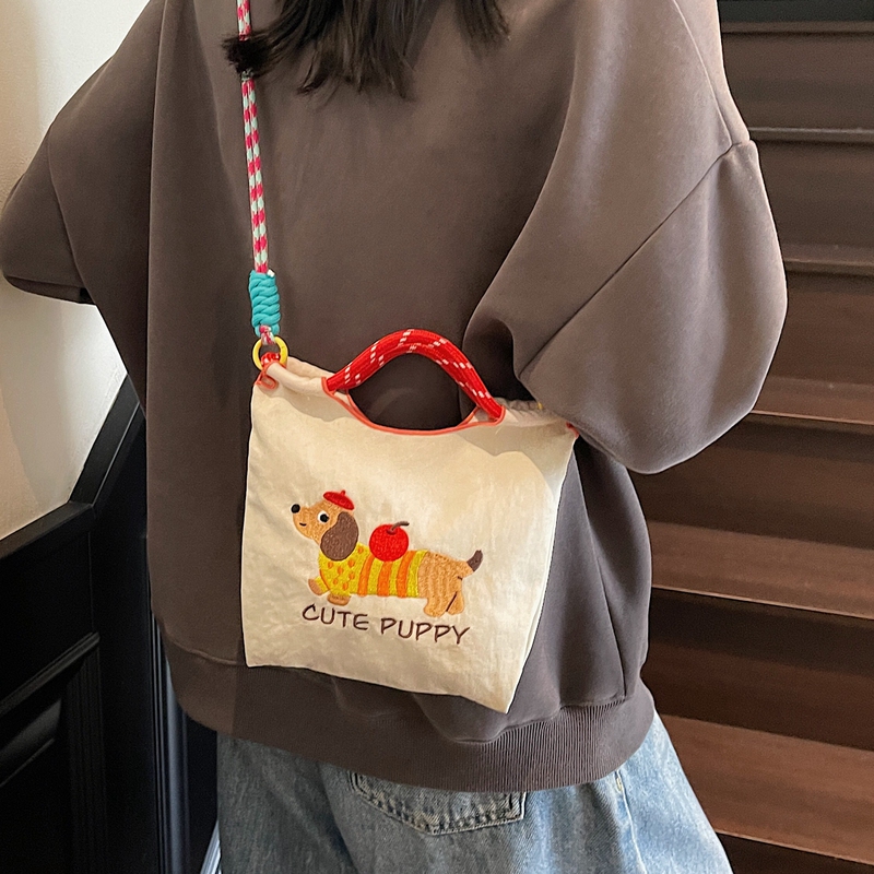 Cute Dachshund Bucket Bag for Women, Cute Embroidered Nylon Phone Bag, Mini Tote Bag, Lightweight Crossbody Bag