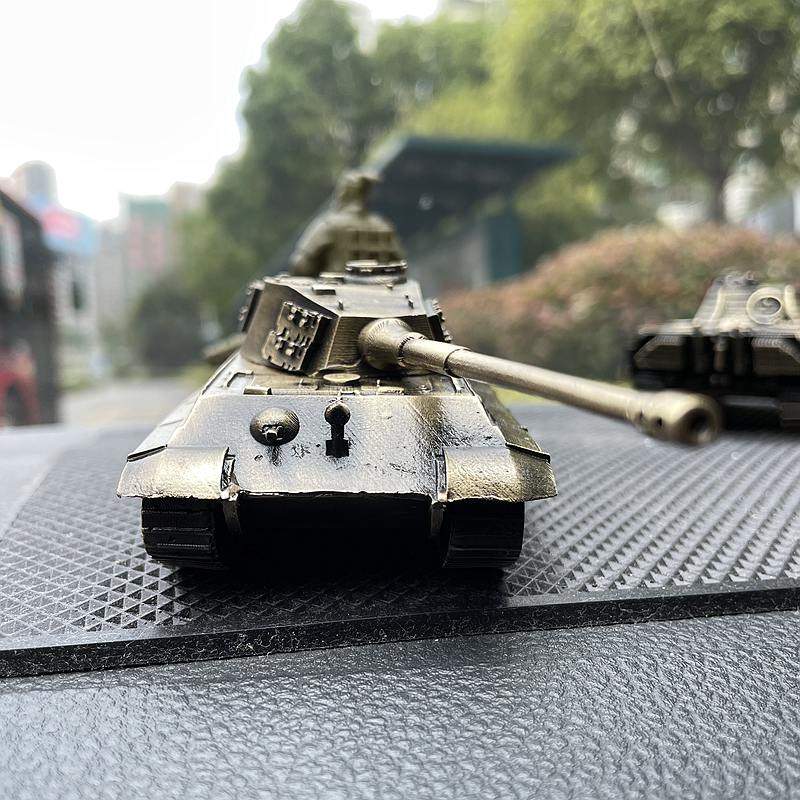 1:72 WW II Germany The King Tiger Heavy Tank Model All-metal