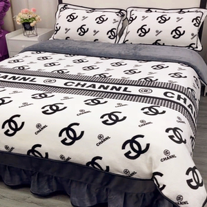 Winter Thickened Milk Velvet Four-Piece Set Anti-Static Coral Velvet Duvet Cover Bed Sheet 2025 New Flannel for Bed Use