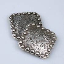 The skin sculpture art hardware and silver fabric fabric decorated button 35mm Texas ancient silver square berry button