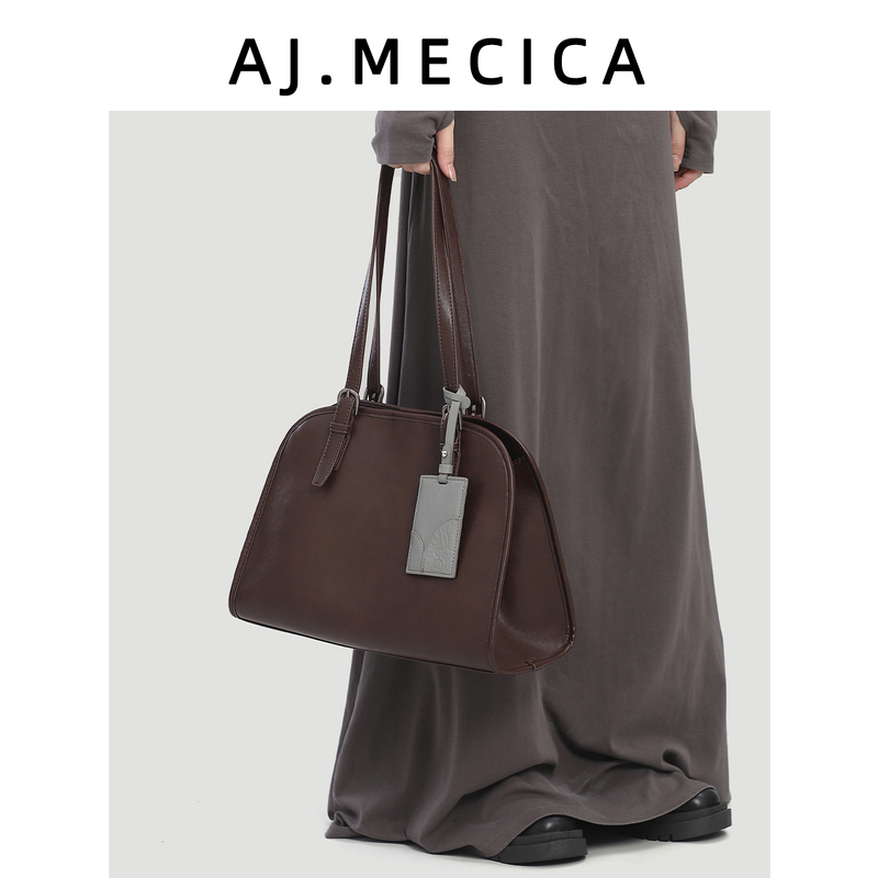 Ajmecica Genuine Leather Niche Boston Bowling Bag 2026 New High-End Texture Single Shoulder Underarm Bag