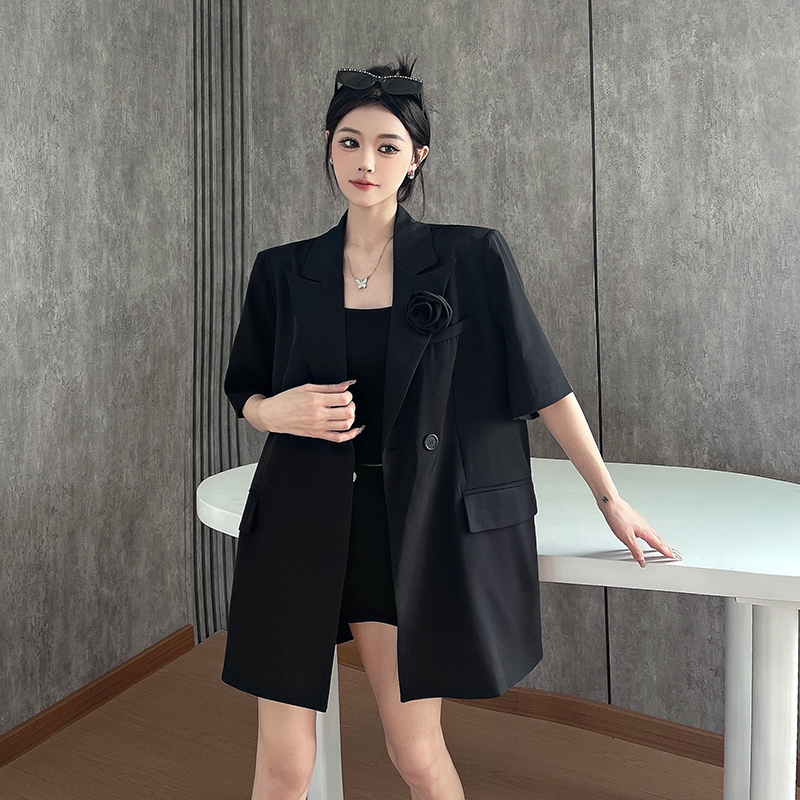 Street Style Purple Light Luxury Blazer for Women 2026 Summer New Niche Design High-End Shoulder-Padded Suit Jacket