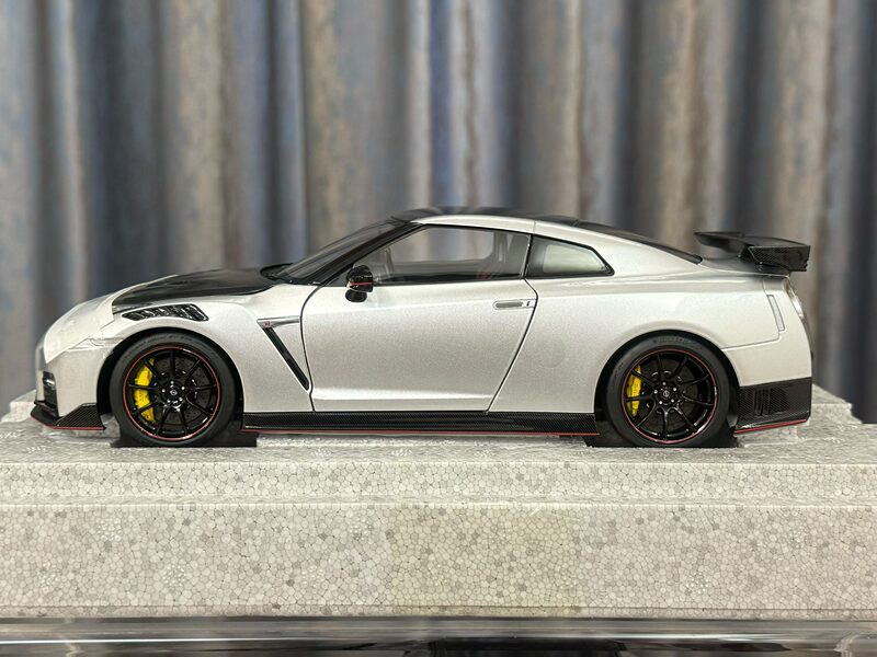 Motorhelix Mh 1:18 Gtr R35 Nismo Silver Alloy Car Model Motorhelix Mh 1:18 Gtr R35 Nismo Silver Alloy Car Model