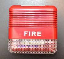 Shanghai Songjiang sound and light F9204 is suitable for all alarm systems Non-coded fire sound and light alarms