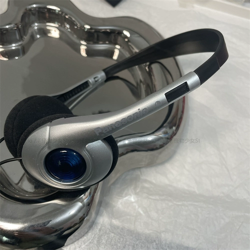 Панасоновая американская ретро -гарнитуру проводные наушники Yi Mengling, та же самая интернет -знаменитость горячая девушка музыка, женщина, висящая шея, украшение