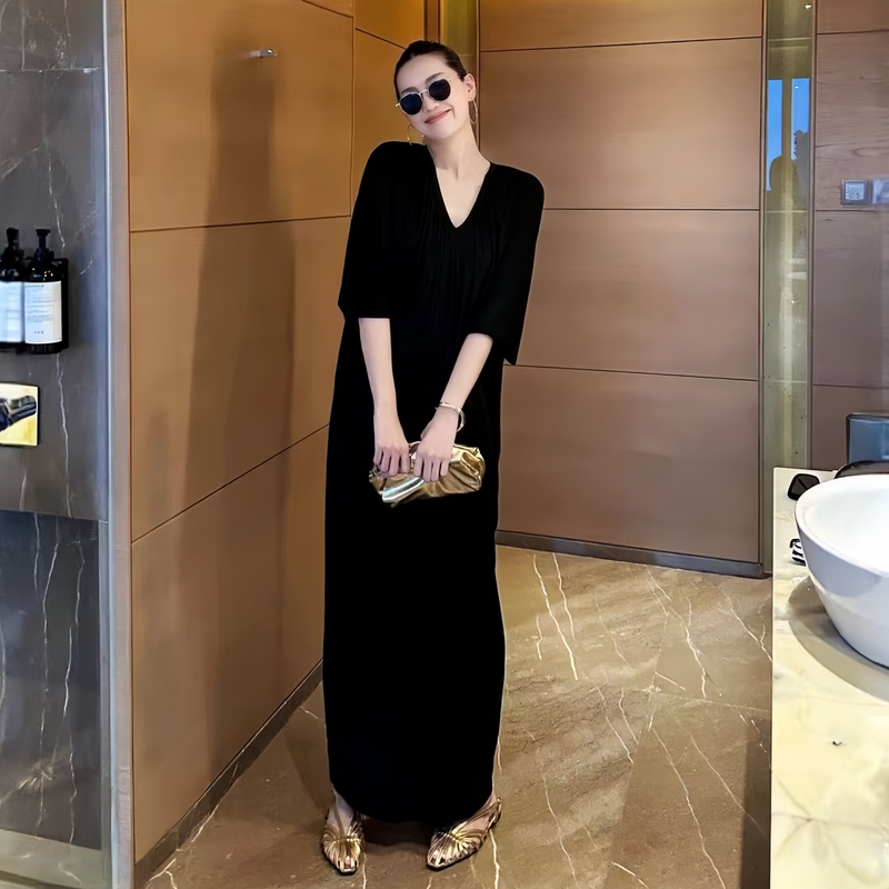 Plus Size Women's Summer New Style Loose and Lazy V-Neck Black Long Dress for Slightly Chubby Women to Cover the Body and Look Slimmer Plus Size Women's Summer New Style Loose and Lazy V-Neck Black Long Dress for Slightly Chubby Women to Cover the Body and Look Slimmer