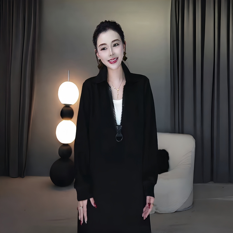 Plus-Size Women's Clothing, New Autumn Style, Loose-Fitting, Elegant and Sophisticated Patchwork Sweatshirt Dress, Conceals Body Fat and Makes You Look Slimmer Plus-Size Women's Clothing, New Autumn Style, Loose-Fitting, Elegant and Sophisticated Patchwork Sweatshirt Dress, Conceals Body Fat and Makes You Look Slimmer