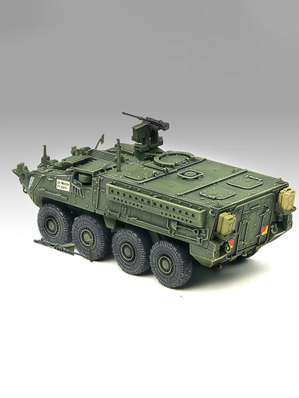 3g Model Edme Assembled Combat Vehicle 13411 American M1126 Stryker Wheeled Armored Vehicle 1/72