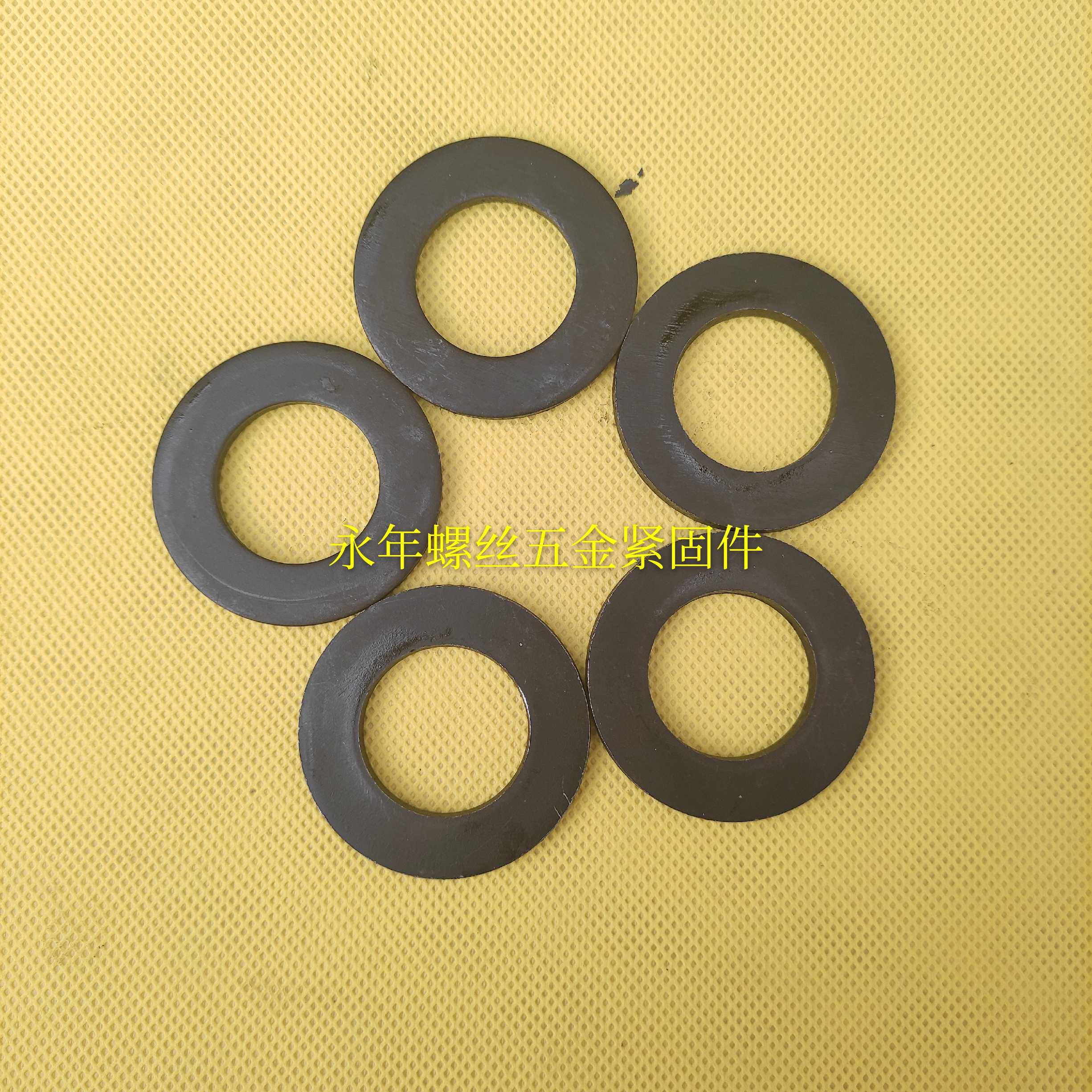 Flat mat High-strength flat mat Flat media A high-strength flat mat