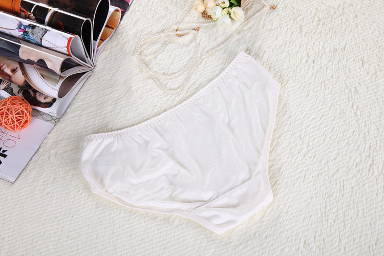 Slip jeunesse simple en soie - Ref 642307 Image 40