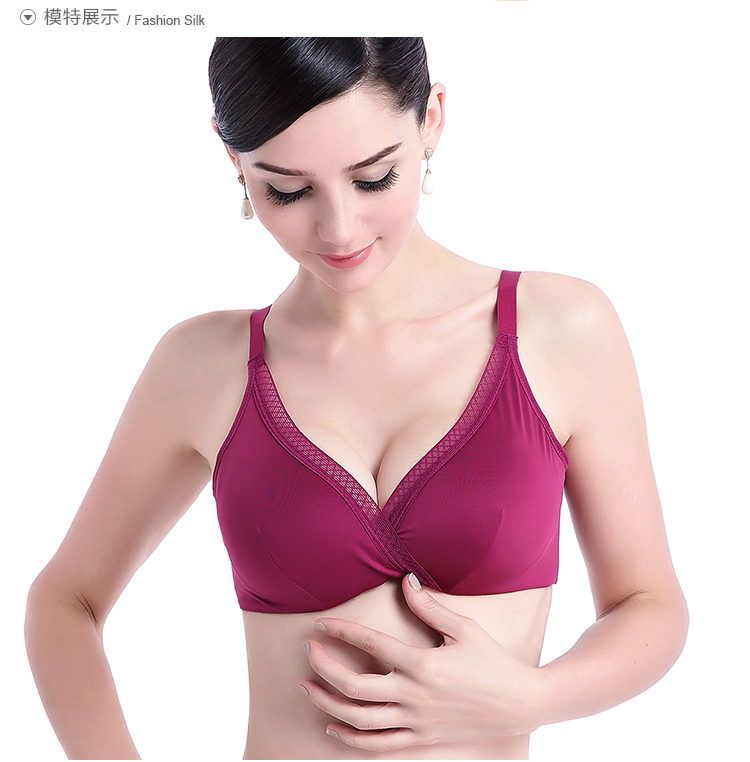 Áo ngực lụa không có vòng ngực tập hợp áo ngực kích thước lớn không có dấu vết ngủ thể thao thoải mái đồ lót lụa quần lót nữ triumph