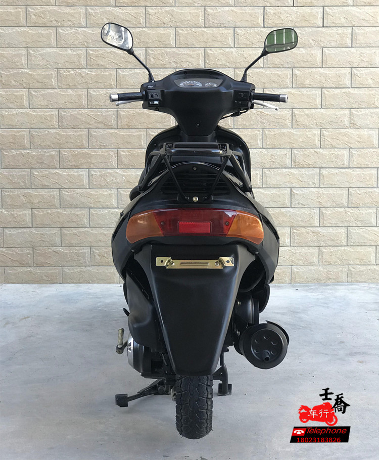 Gốc second-hand Suzuki Neptune xe máy của phụ nữ Suzuki bốn thì scooter 125c nhiên liệu xe du lịch