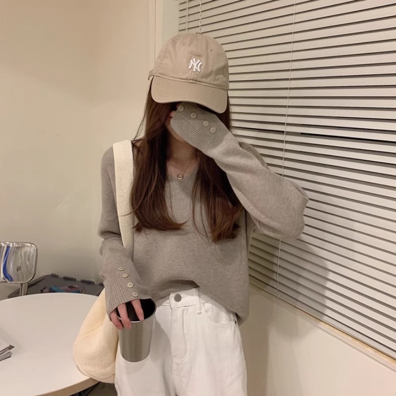 GROVE FOREVER Autumn sweater, design knitted jacket, V-neckline, long sleeve, loose fit, trend of season GROVE FOREVER Autumn sweater, design knitted jacket, V-neckline, long sleeve, loose fit, trend of season
