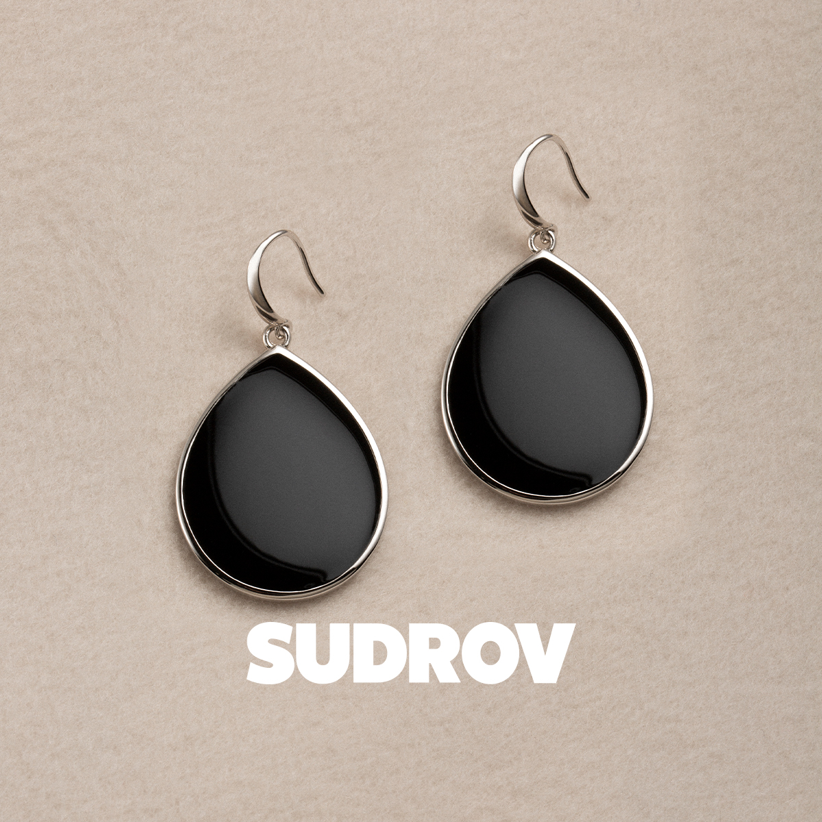 Vegetarian Design Sensation Black Niche Minimalist Hyperbolic Earrings Woman Fashion 100 Hitch Great Earrings Temperament Earrings-Taobao