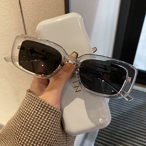 Квадратные модные белые солнцезащитные очки подходит для мужчин и женщин, популярно в интернете, городской стиль, по фигуре, изысканный стиль