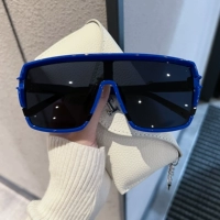 Синяя рама черная серая пленка