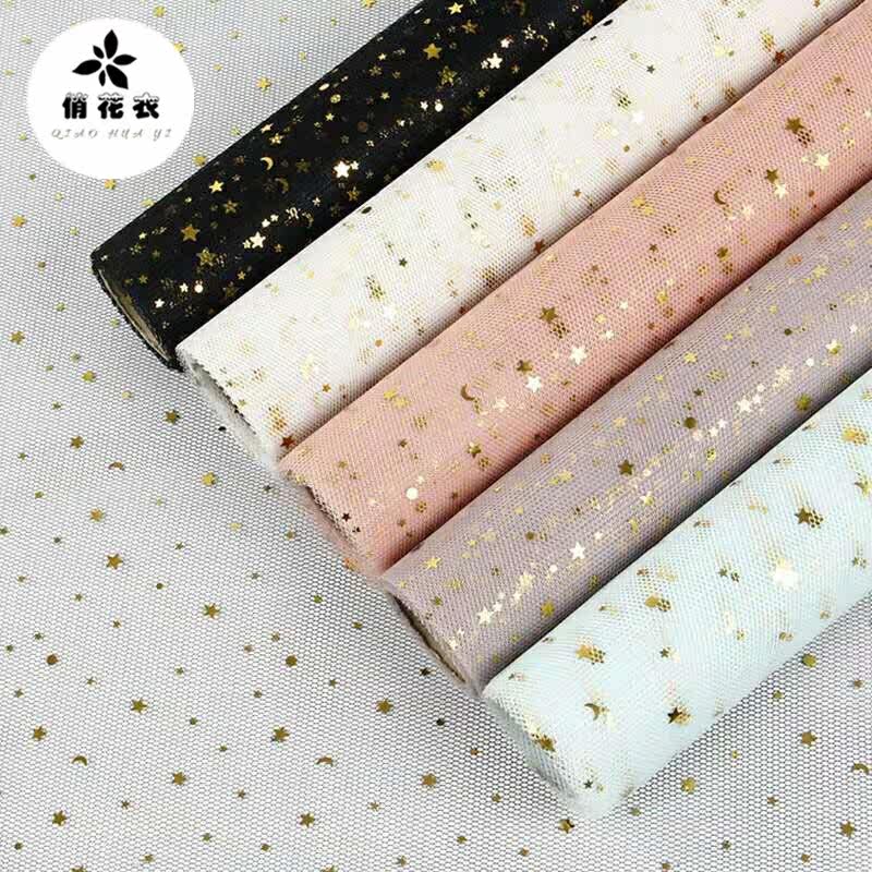 Playful Fancy Dress Hot Gold White Star Moon Yarn Rose Flowers Bouquet Floral Packaging Mesh Veil material