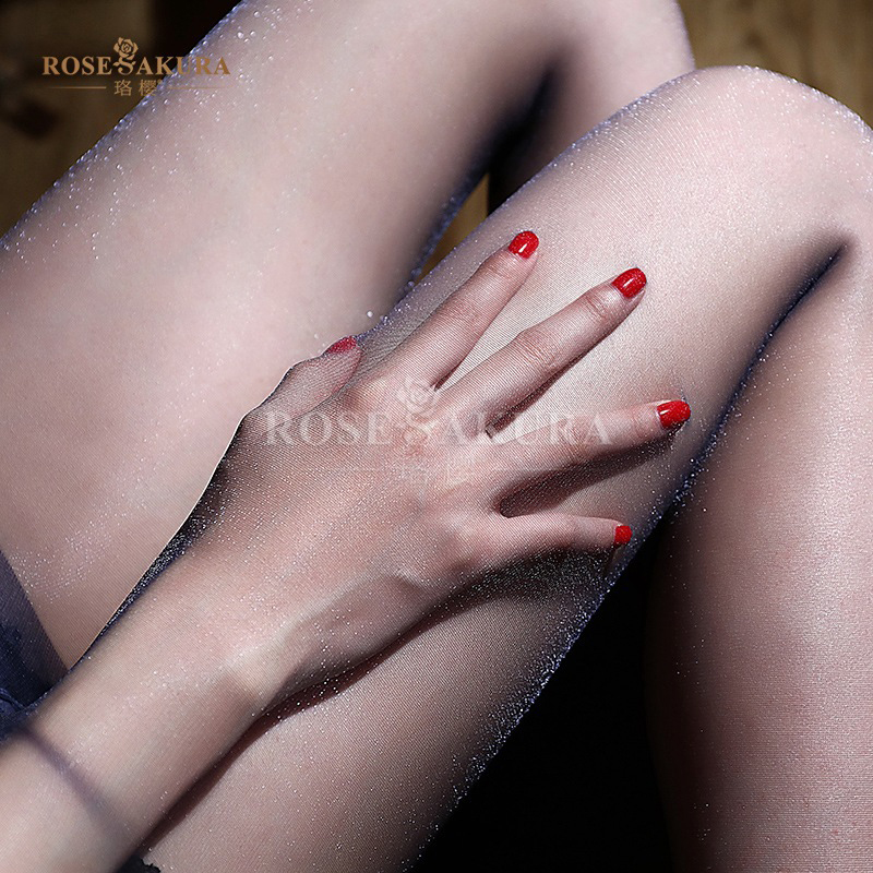 Lo Chengxing series ultra thin sexy T - gear small crotch pantyhose fun transparent pearl flash stealth stockings