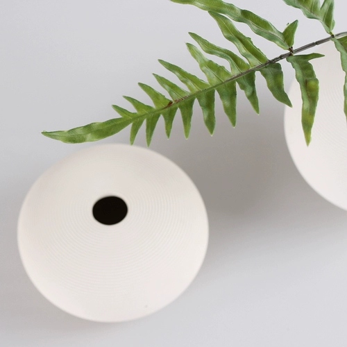 Симпатичная Hyundai Simple White White Bulin STEP BOTTEM модель модели комнаты для настольных компьютеров.