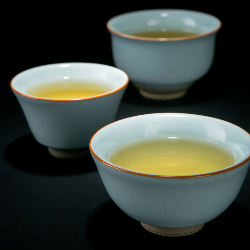 Your up kung fu tea cups personal special master cup single CPU jingdezhen ceramic tea ice crack, single sample tea cup
