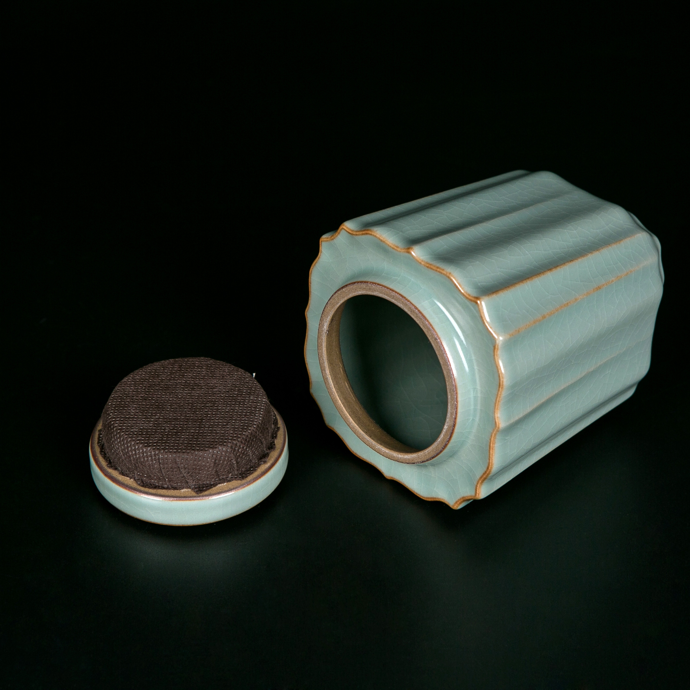 Jingdezhen ceramic ice crack glaze on your up tea boxes sealed as cans of tea caddy fixings storehouse empty as cans household storage POTS