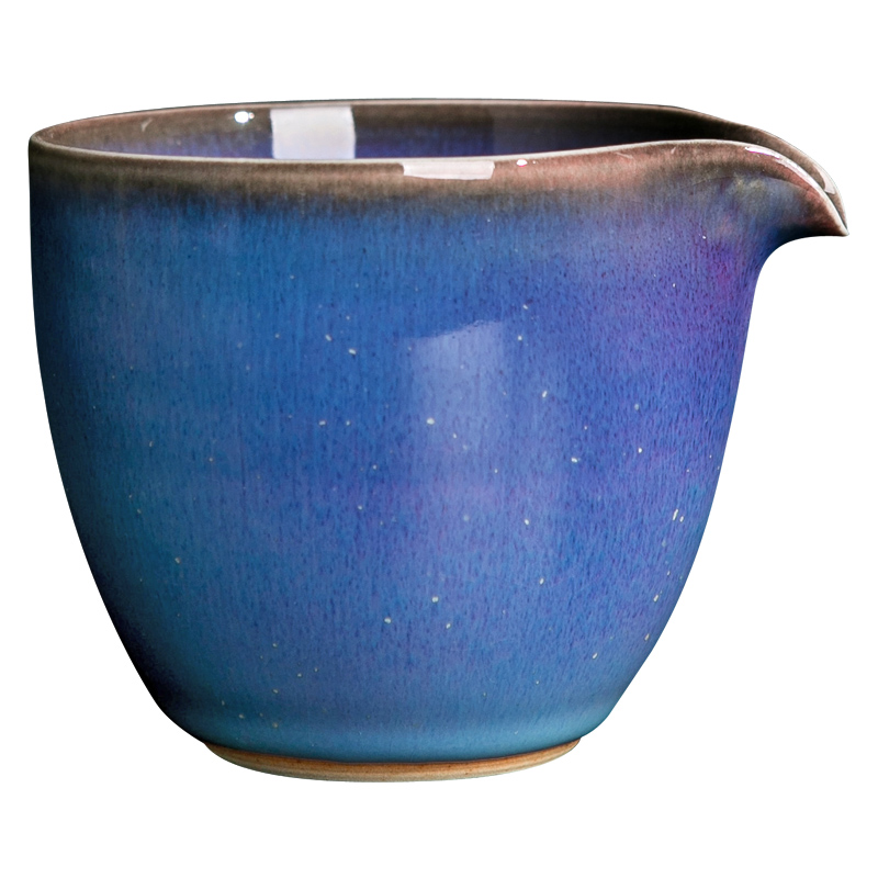 Red the jingdezhen ceramic up tea is tea kungfu tea set points to a single justice cup and a cup of tea cups sea