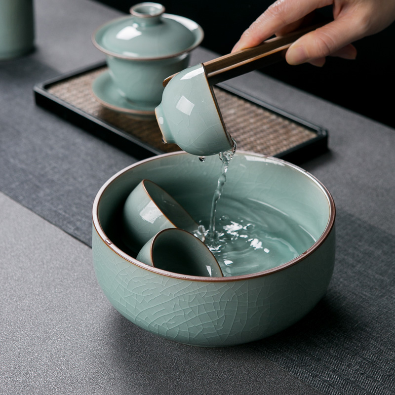 Jingdezhen celadon ice crack glaze kung fu tea set home sitting room of a complete set of ceramic tea tureen teapot