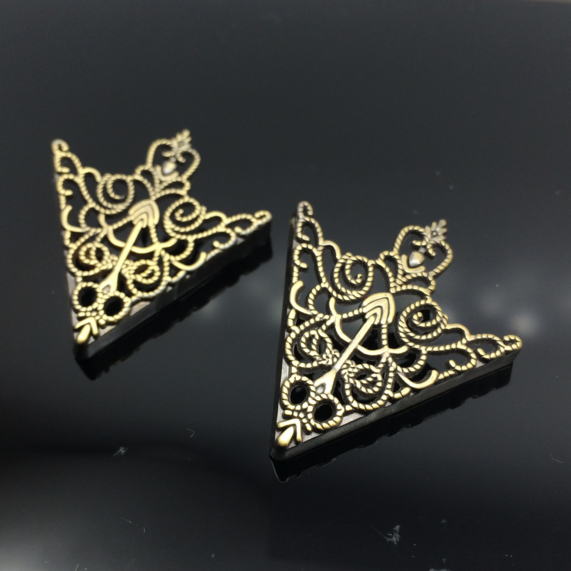 Broche en autre - Ref 1176234 Image 9