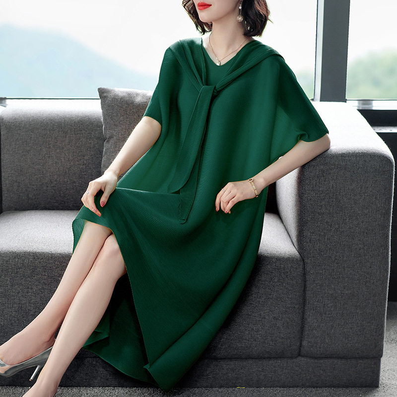 High-end large size women's clothing Eurogoods 2021 Summer clothing three homes Folds Your Lady's Mother Foreign Dress Fat Mm Foreign Pie